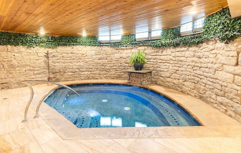 Soak Spa Detroit - Day Spa in Detroit