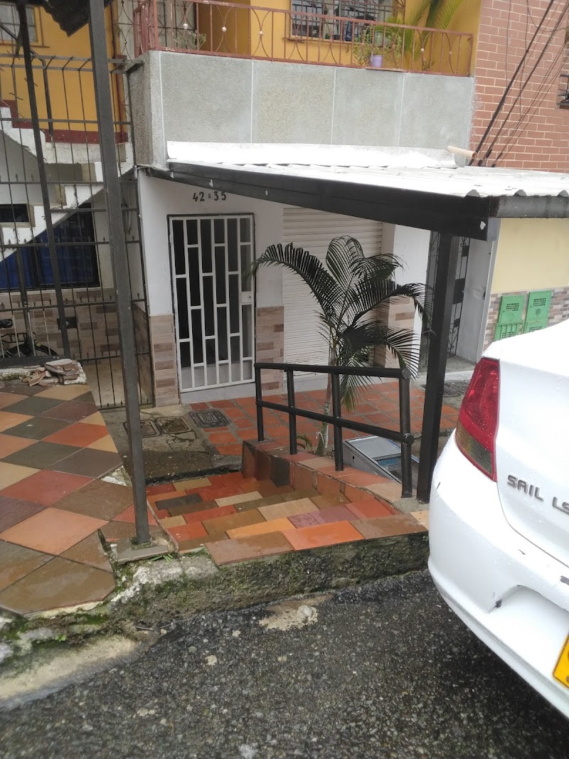 Sofia Nails R,G Medellín photo