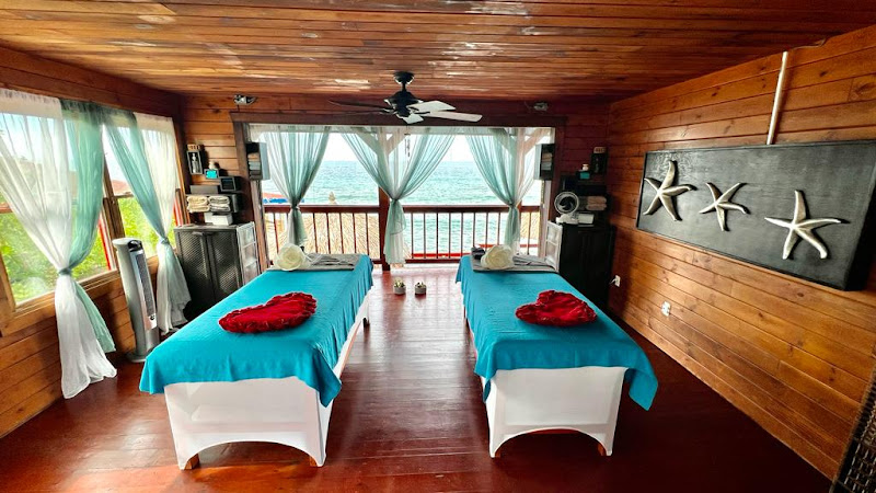 Sounds of the Sea Spa at the Palm Island Nederland