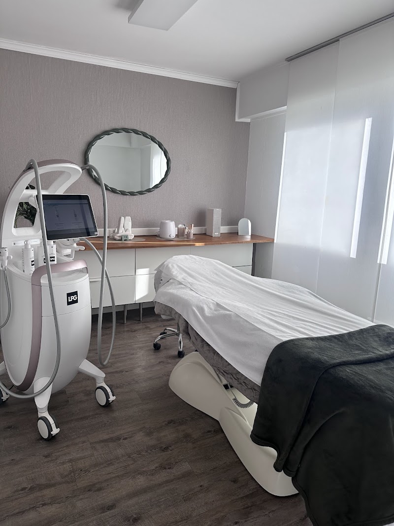 Source De Beaute Sarl Luxembourg - Day Spa in Luxembourg