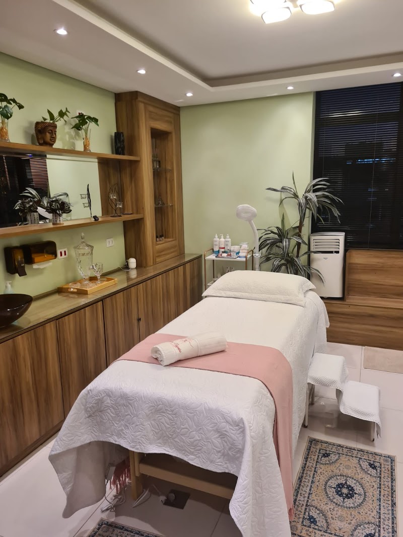 Spa Carolina Nogueira - Estética e Bem-Estar Curitiba - Day Spa in Curitiba