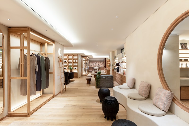 Spa Ceylon Luxury Ayurveda Nakagyo Ward, Kyoto City - Day Spa in Nakagyo Ward, Kyoto City