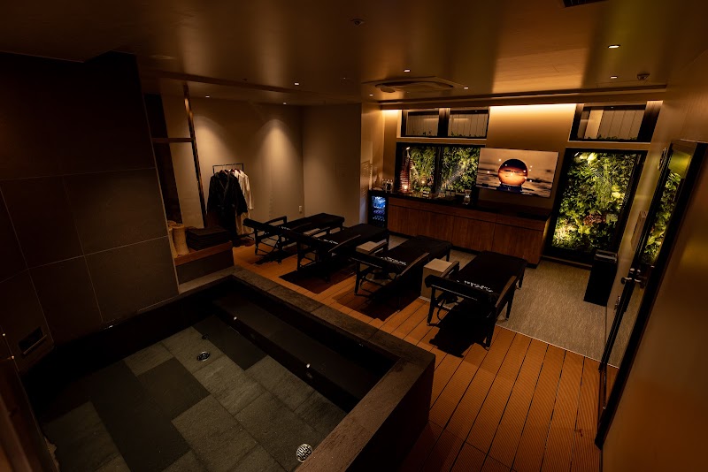 Spa & Esthe La Grista where you can enjoy lava baths and esthetics in Nishiki, Nagoya Naka Ward, Nagoya - Day Spa in Naka Ward, Nagoya