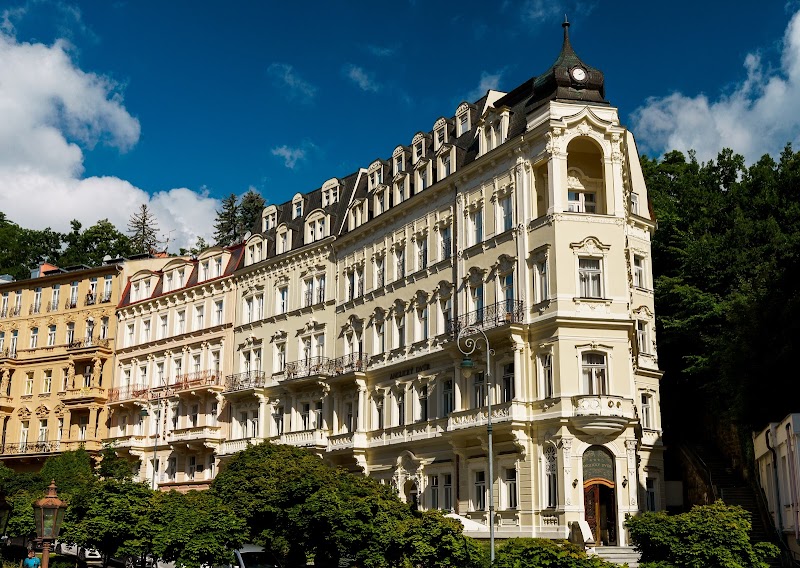 Spa Hotel Anglický Dvůr Karlovy Vary - Medical Spa in Karlovy Vary