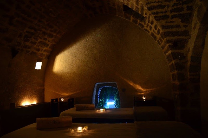 Spa La Tour La Tour-d'Aigues - Day Spa in La Tour-d'Aigues