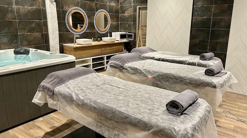 Spa Marin 34 Clermont-l'Hérault - Wellness Retreat in Clermont-l'Hérault
