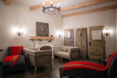 Stag + Raven Russell-Binscarth - Day Spa in Russell-Binscarth