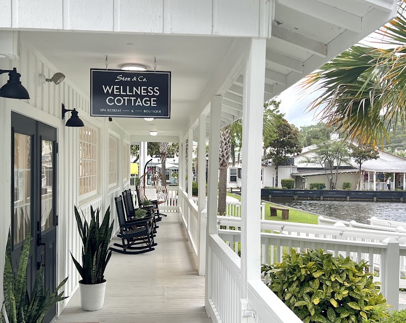 Stox & Co. at the Resort Pawleys Island - Resort Spa in Pawleys Island
