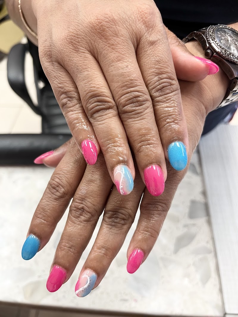 Sue's Nails Pembroke Pines - Day Spa in Pembroke Pines