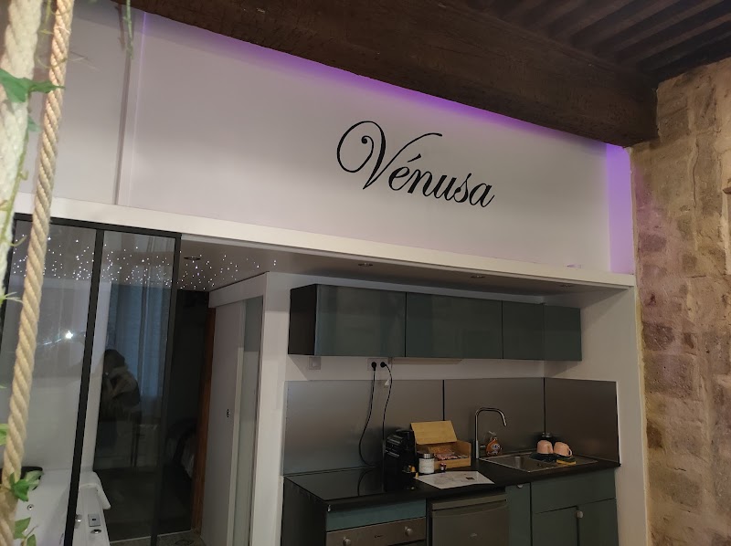 Suite romantique Vénusa avec jacuzzi privatif Montpellier - Hotel Spa in Montpellier