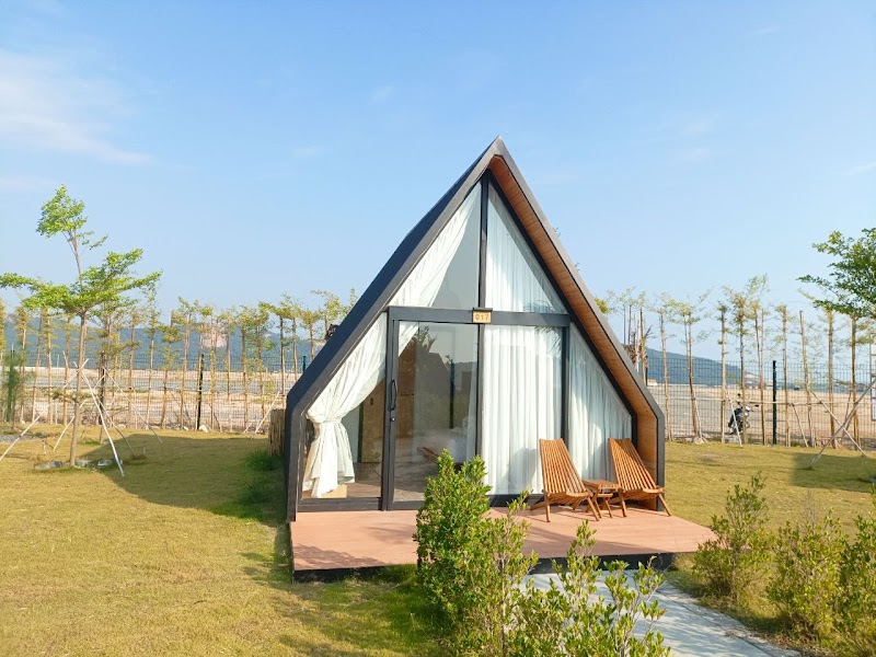 Summer Bay Beach Club & Cabins Sihanoukville - Resort Spa in Sihanoukville