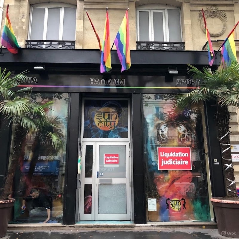 Sun City PARIS Paris photo