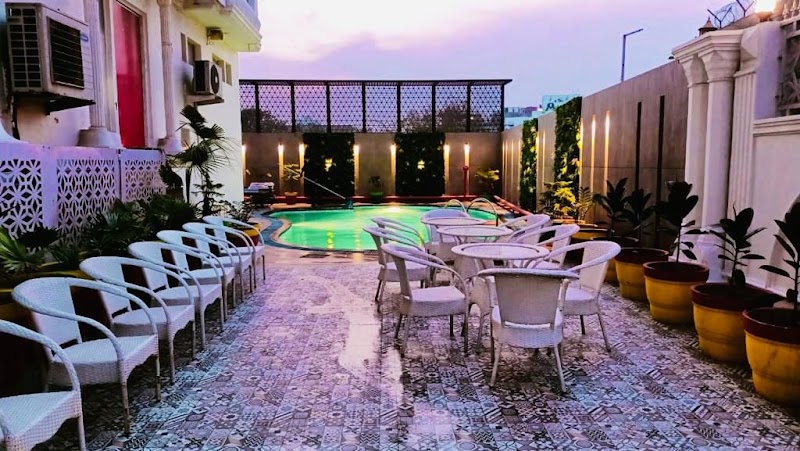 Surasena Regal Vista Agra - Hotel Spa in Agra