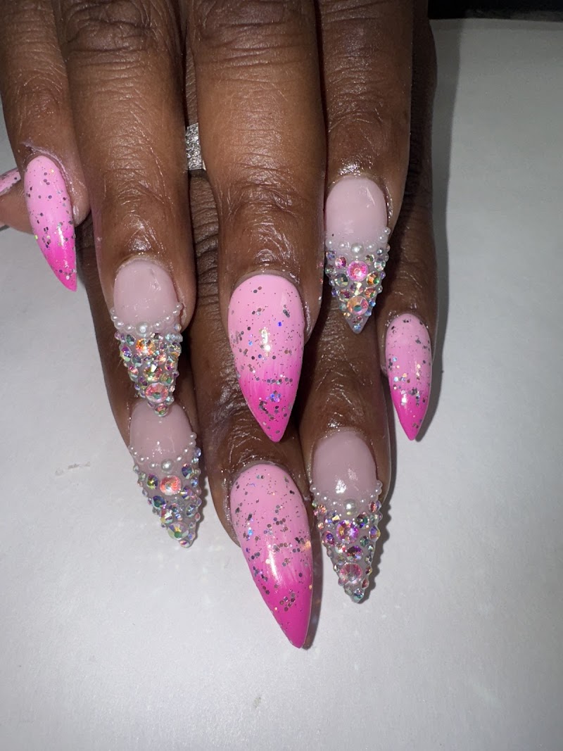 T&V Nails Worcester photo