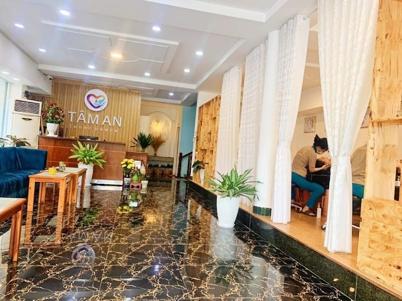 Tâm An - Bấm huyệt, trị liệu, chăm sóc sức khỏe Quận Bình Tân - Wellness Retreat in Quận Bình Tân