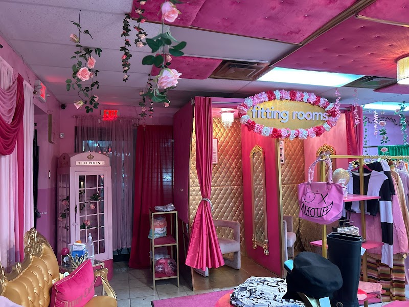 Tantrum Styling Studios and Spa St Louis - Day Spa in St Louis