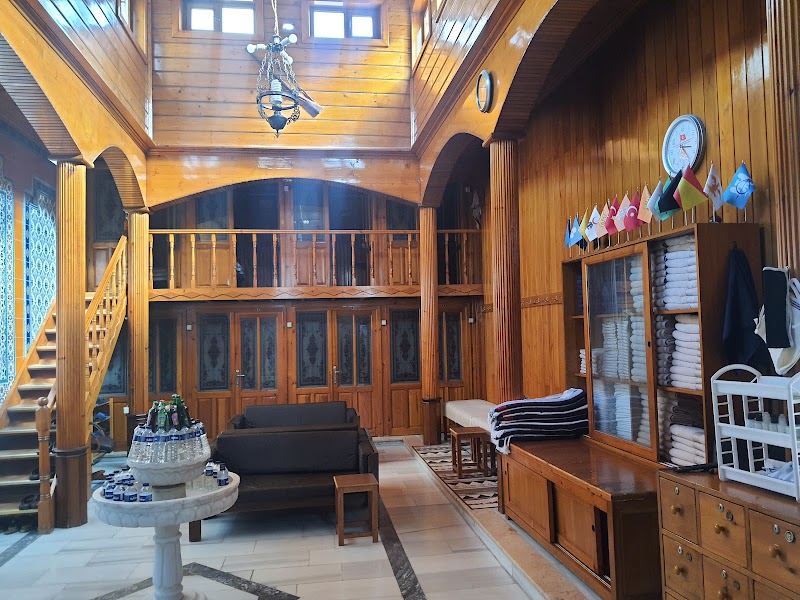 Tarihi Lazlar Hamamı Karesi - Day Spa in Karesi