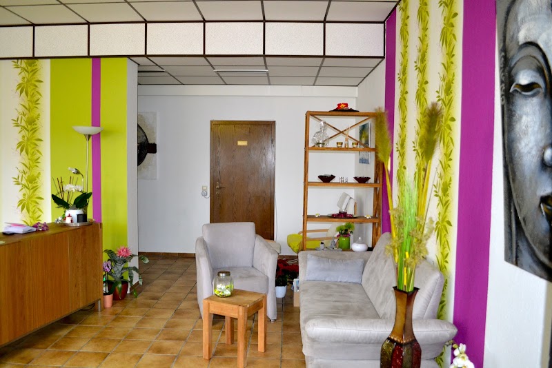 Taweekun Thai-Massage Mülheim-Kärlich - Day Spa in Mülheim-Kärlich