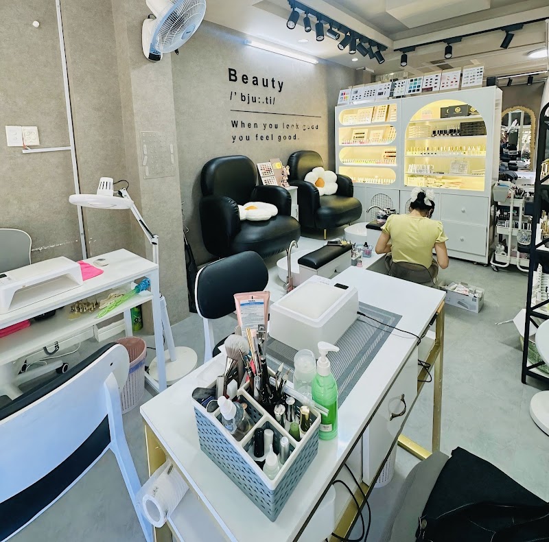 Tea EyeBrows & Beauty Quận 7 - Wellness Retreat in Quận 7