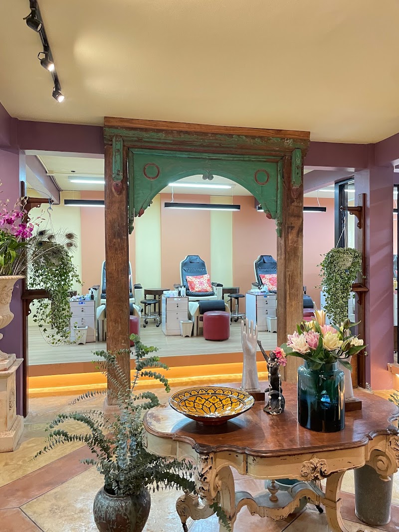 Tenz Beauty Nail Suwon City - Day Spa in Suwon City