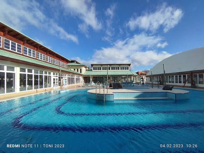 Termálne kúpalisko Mosonmagyaróvár - Day Spa in Mosonmagyaróvár