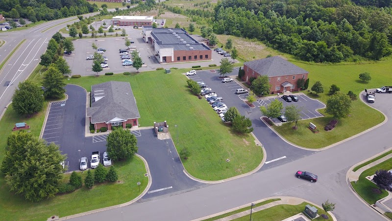 Tes Tips and Toes Mechanicsville - Day Spa in Mechanicsville