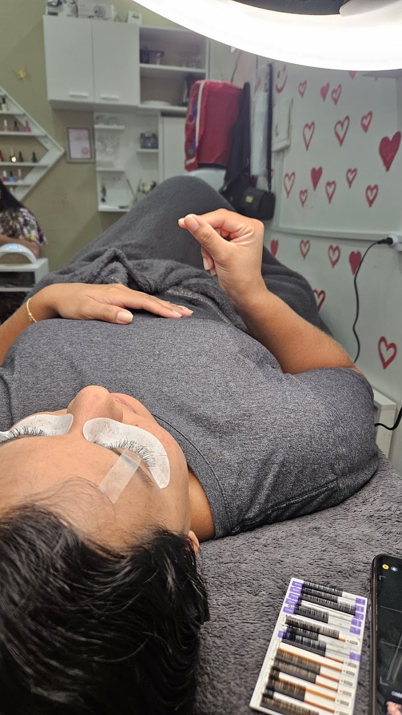 Thalita fonteles / Estética cílios Manaus - Day Spa in Manaus