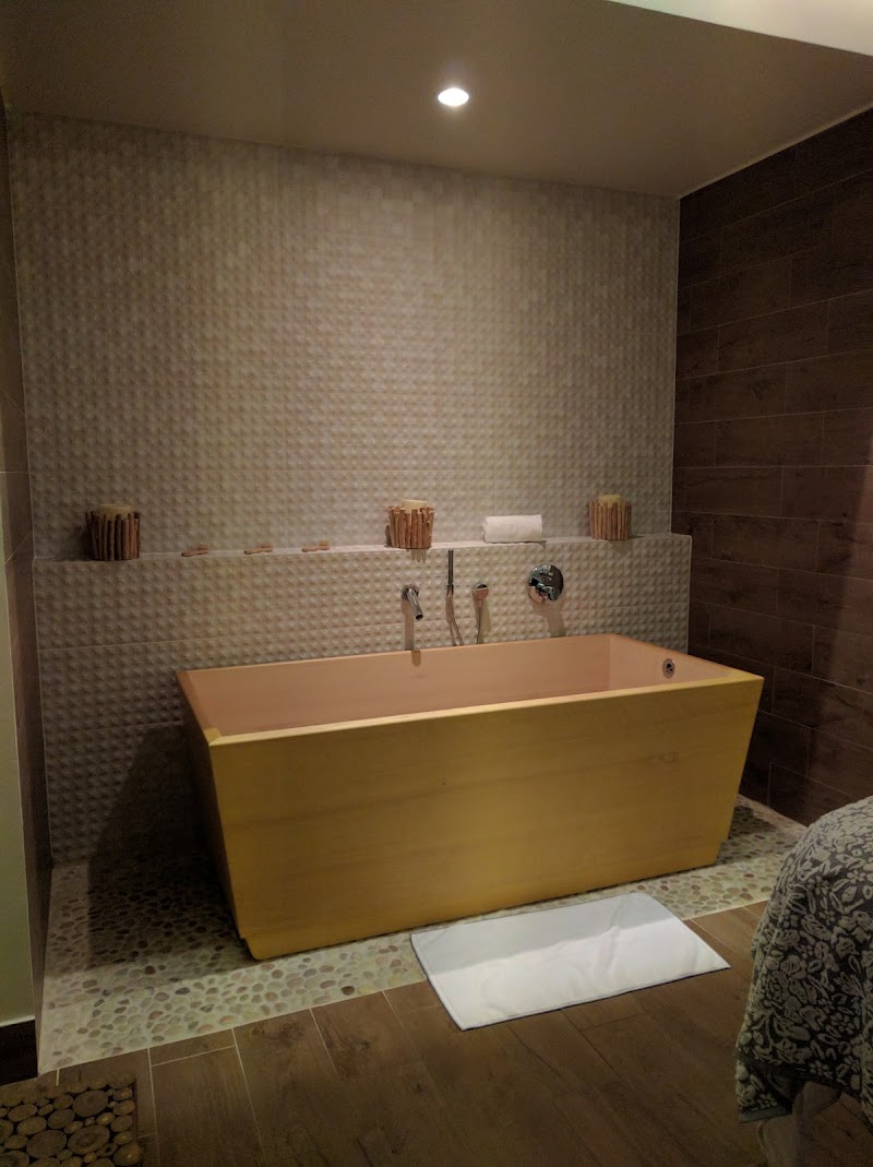 The 5 Elements Spa and Longevity Center Wilton Manors - Day Spa in Wilton Manors