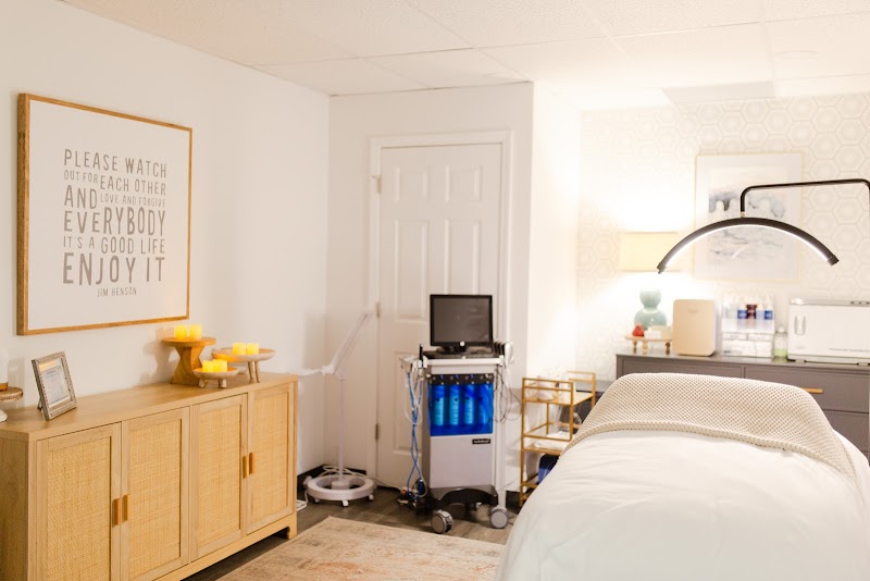The Aesthetics Room Union City - Day Spa in Union City