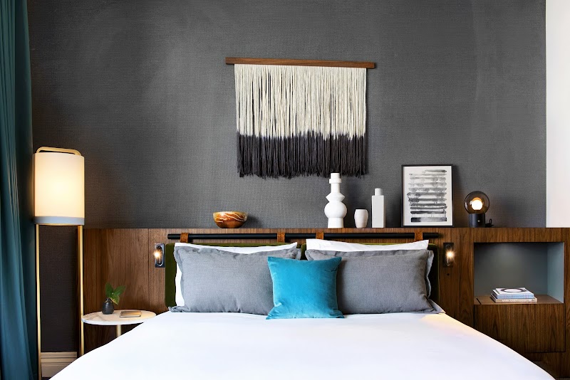 The Alexis Royal Sonesta Hotel Seattle - Hotel Spa in Seattle