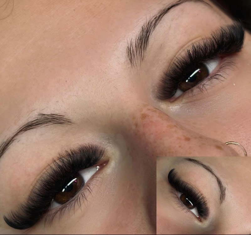 The Babe Cave Beauty Bar New London - Day Spa in New London