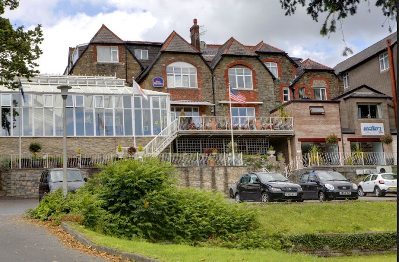 The Diplomat Hotel Restaurant And Spa Carmarthenshire - Hotel Spa in Carmarthenshire