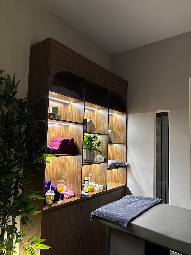 Thế Giới Tóc Bi Roen Group Nha Trang - Day Spa in Nha Trang