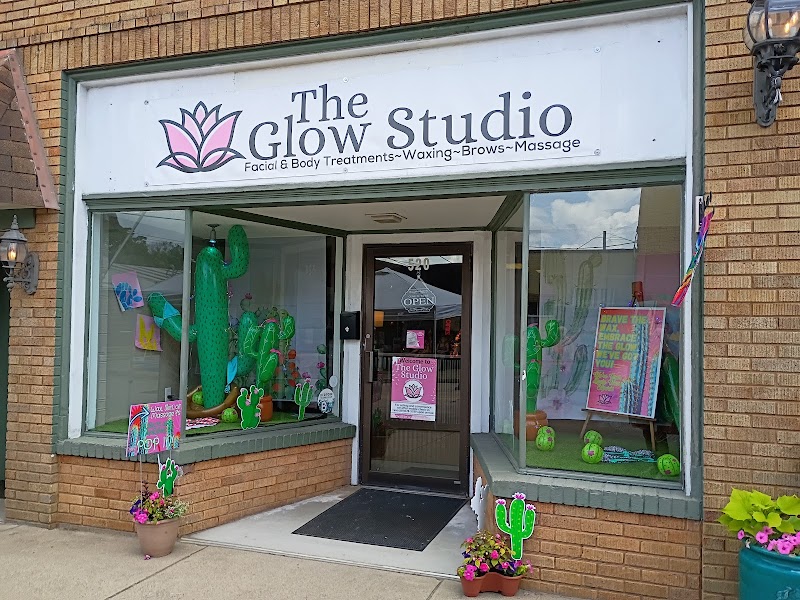 The Glow Studio Huntington - Day Spa in Huntington