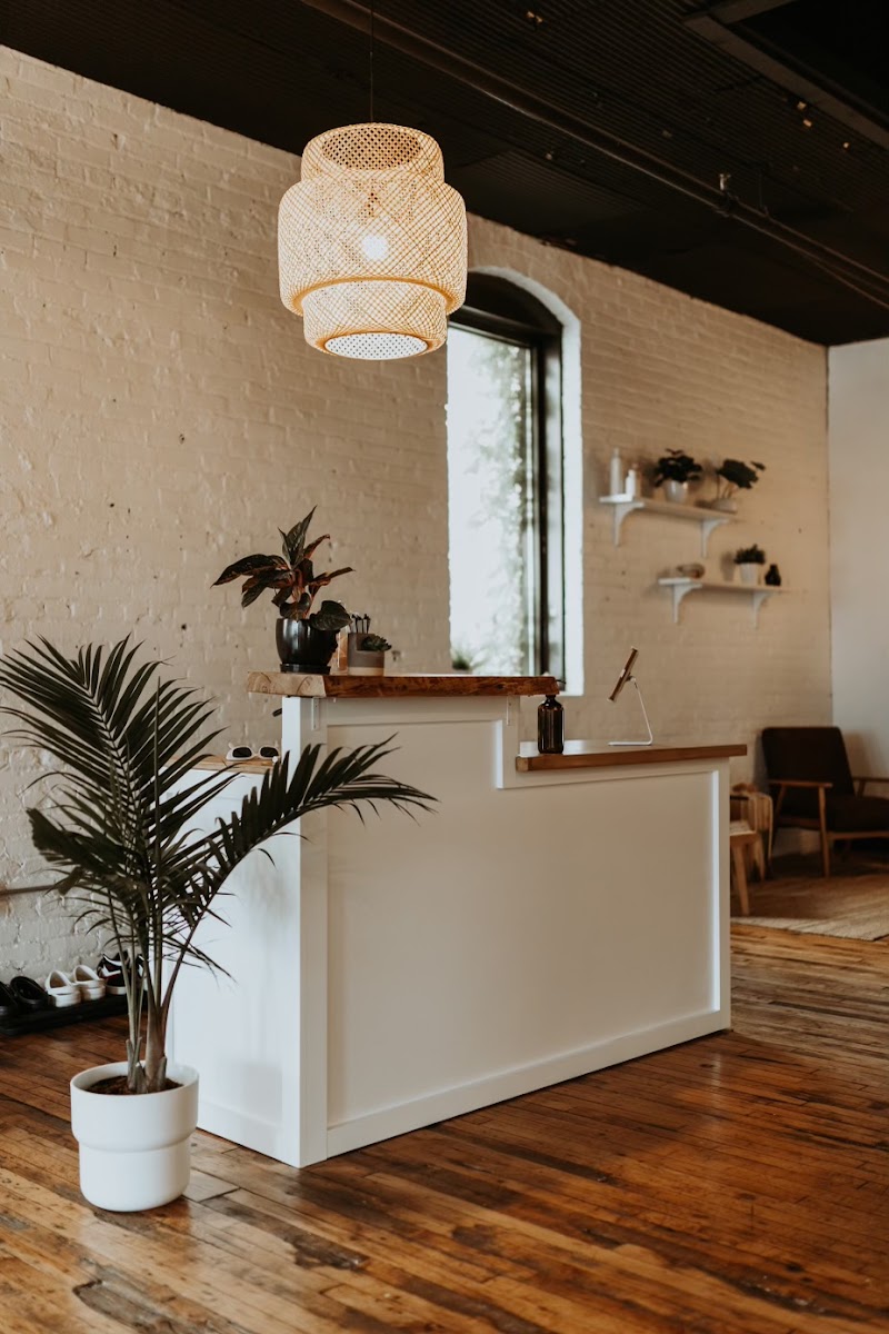 The Glow Up Minneapolis - Day Spa in Minneapolis