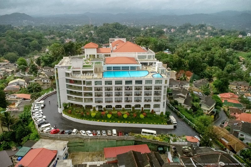 The Grand Kandyan Hotel - Hotel Spa in Kandy