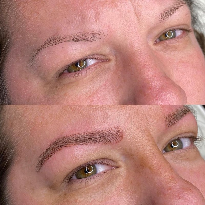 The Lash, Brow, and Botox Bar Mt Pleasant - Day Spa in Mt Pleasant