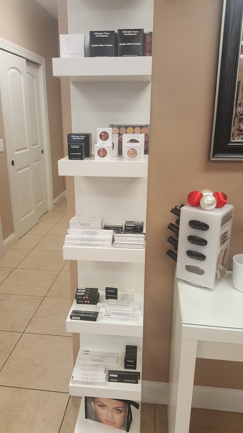 The Looking Glass Salon & Spa Minster - Day Spa in Minster