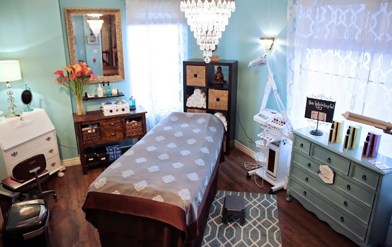 The Wax Whisperer Gilbert - Day Spa in Gilbert