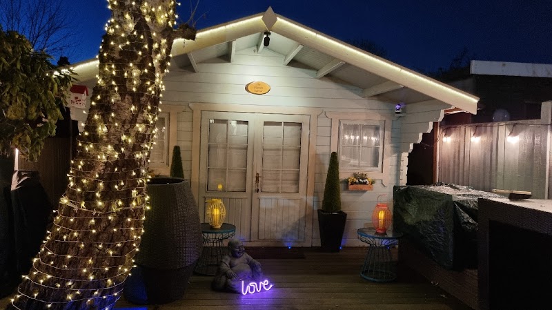 The Wooden Retreat Staines - Wellness Retreat in Staines