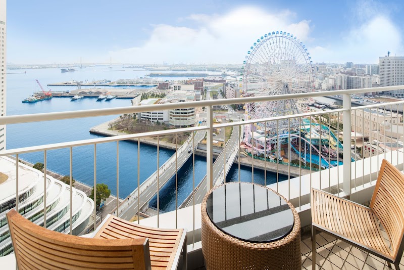The Yokohama Bay Hotel Tokyu - Hotel Spa in Yokohama