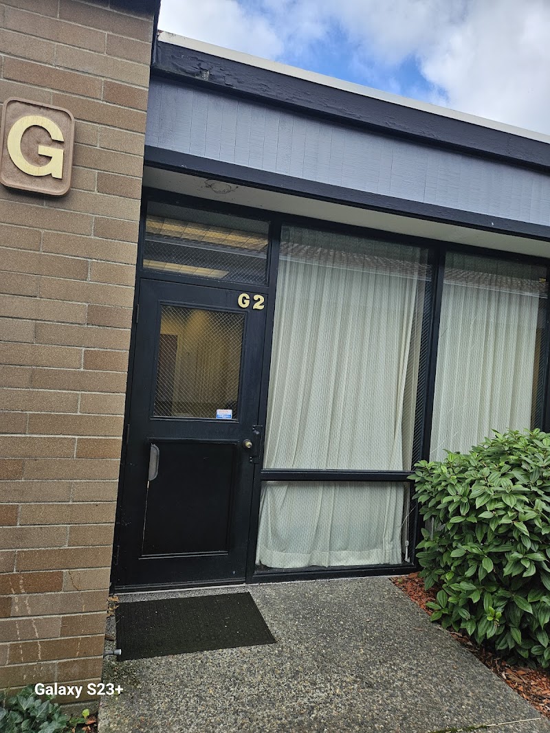 Therapeutic Massage Kneads Lynnwood - Day Spa in Lynnwood