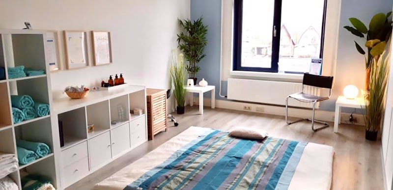 Therapeutische Massage, Shiatsu en Thai Yoga praktijk Tina Venter Leeuwarden - Day Spa in Leeuwarden