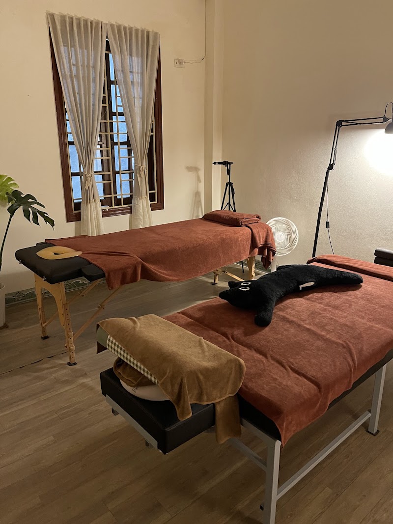 Tiệm Mát Xa Tú Cầu - Ajisai Massage Quận Hà Đông - Wellness Retreat in Quận Hà Đông