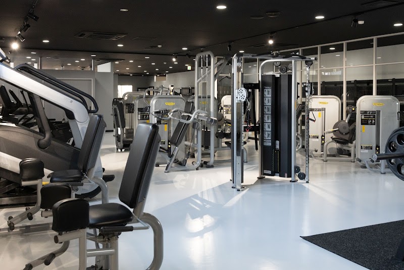 Top Gym 24 Jikan Gym Orthopedic Clinic Ome - Day Spa in Ome