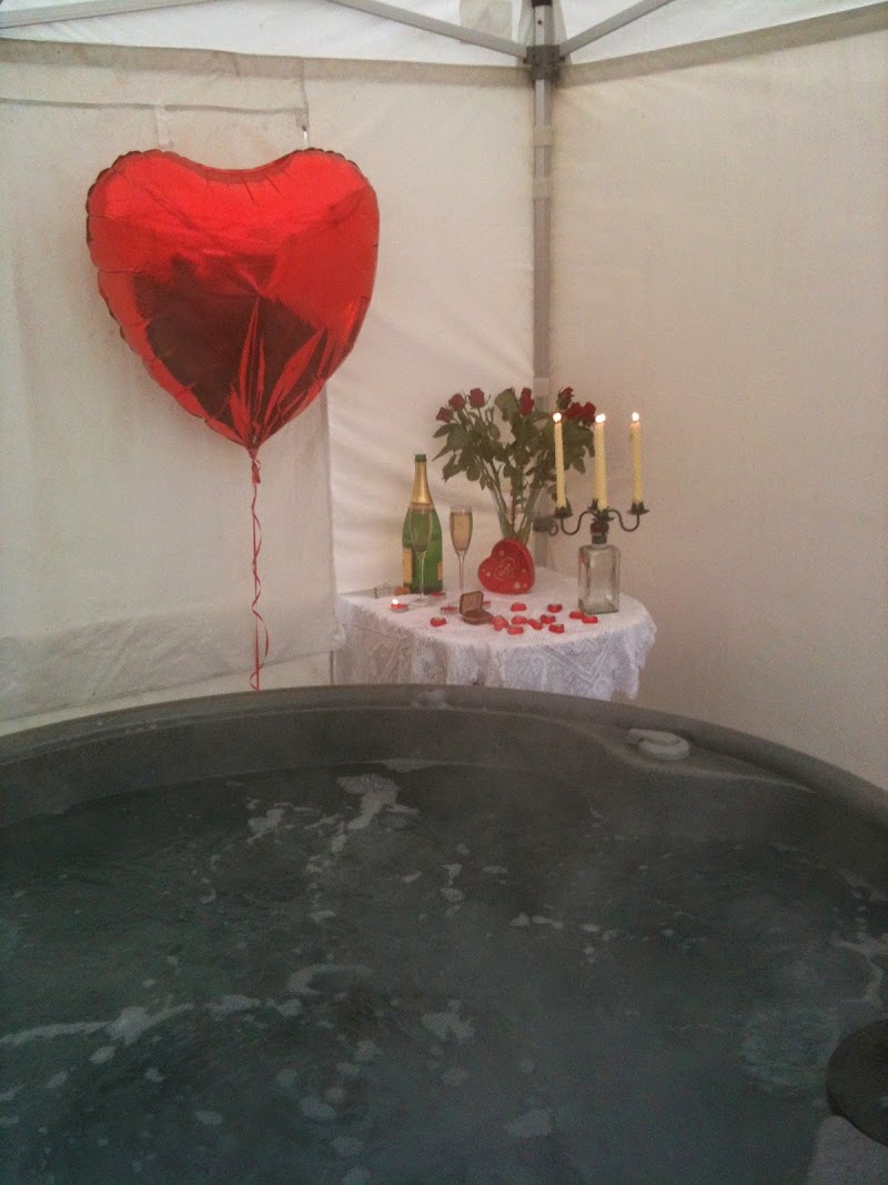 TOP TUBZ - Hot Tub Hire West Lothian Bathgate - Day Spa in Bathgate