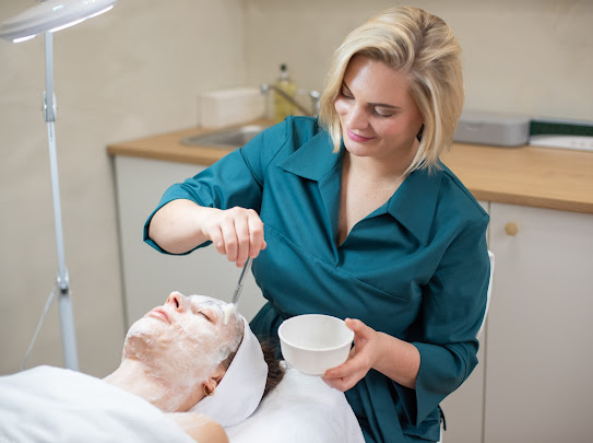 Topaz Facial Studio Vancouver - Day Spa in Vancouver