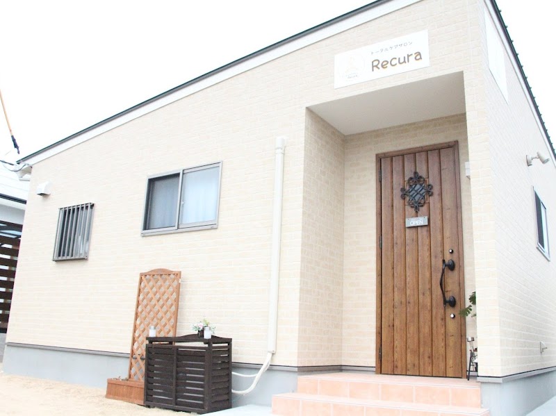 Total Care Salon Recura Hofu City - Day Spa in Hofu City