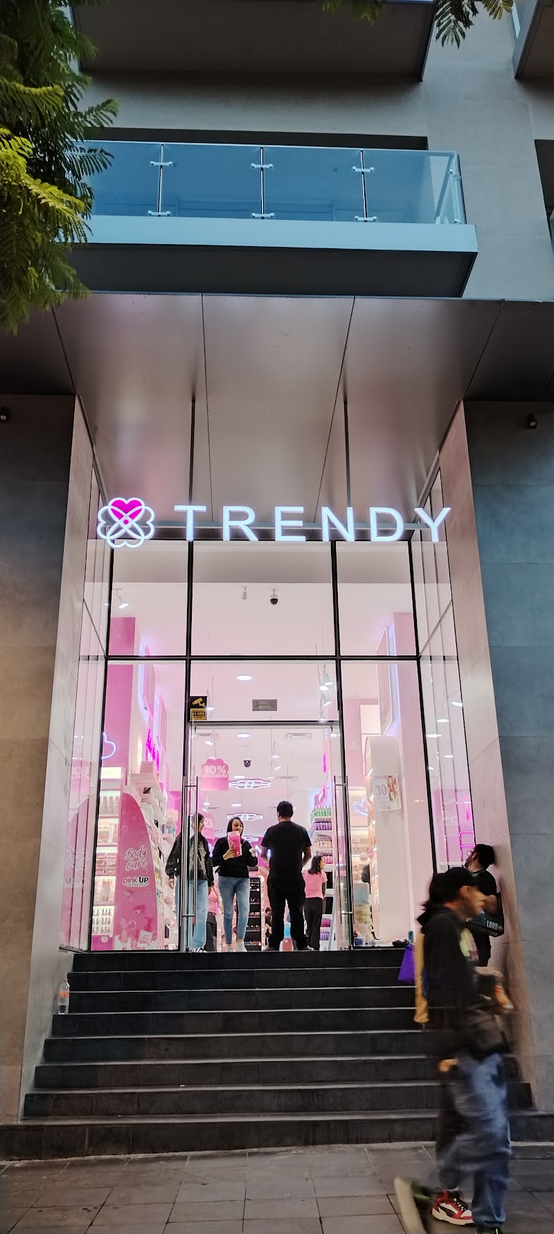 Trendy Benito Juárez photo