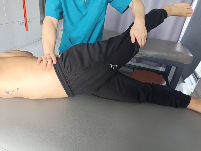 Trị Liệu Cổ Vai Gáy Tại Nhà TP HCM Quận 7 - Wellness Retreat in Quận 7